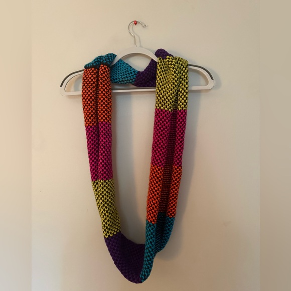 Accessories - Colorful scarf